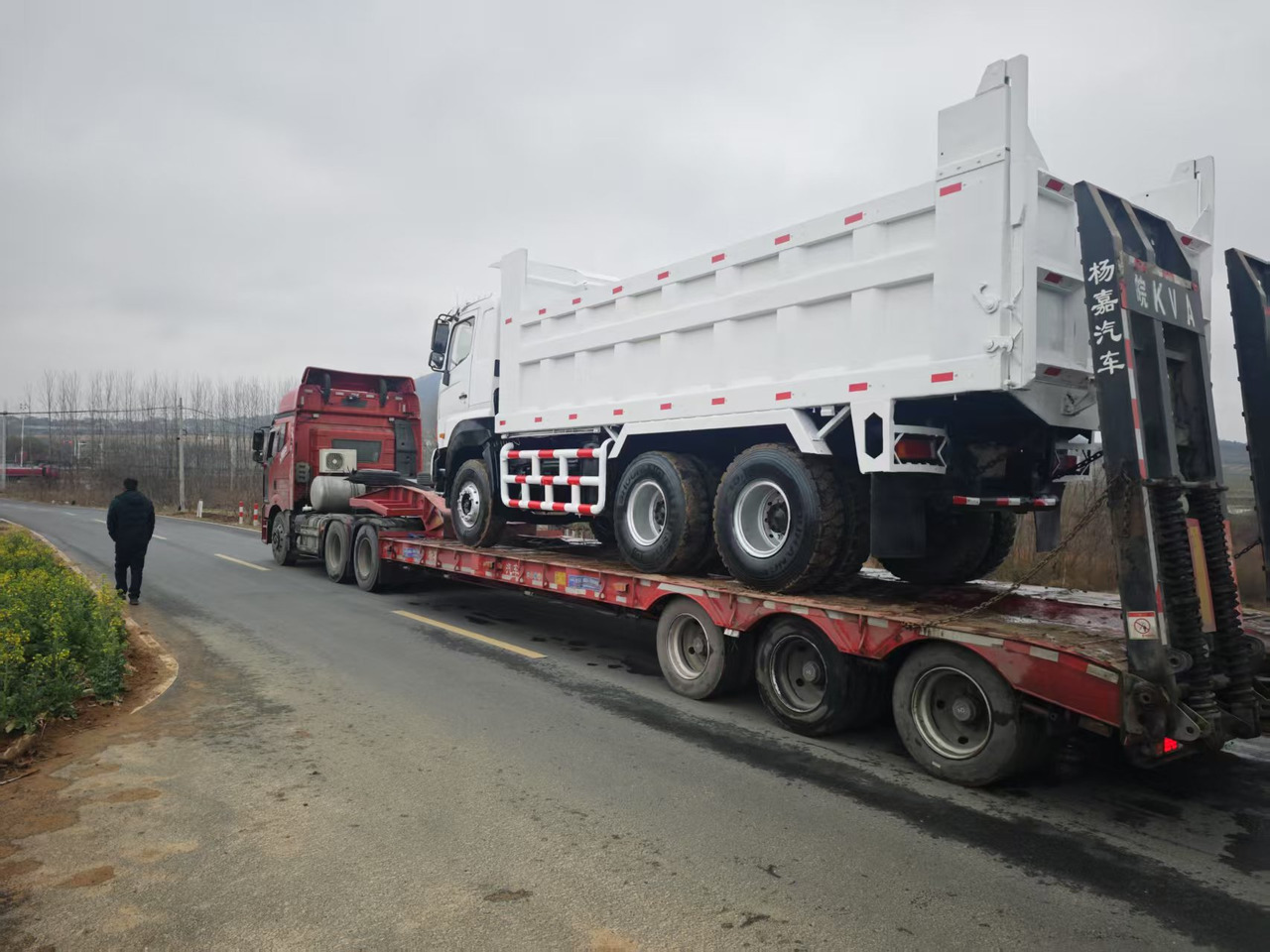 HINO HINO 700 - Tipvogn lastbil: billede 3 HINO HINO 700 - Tipvogn lastbil: billede 3