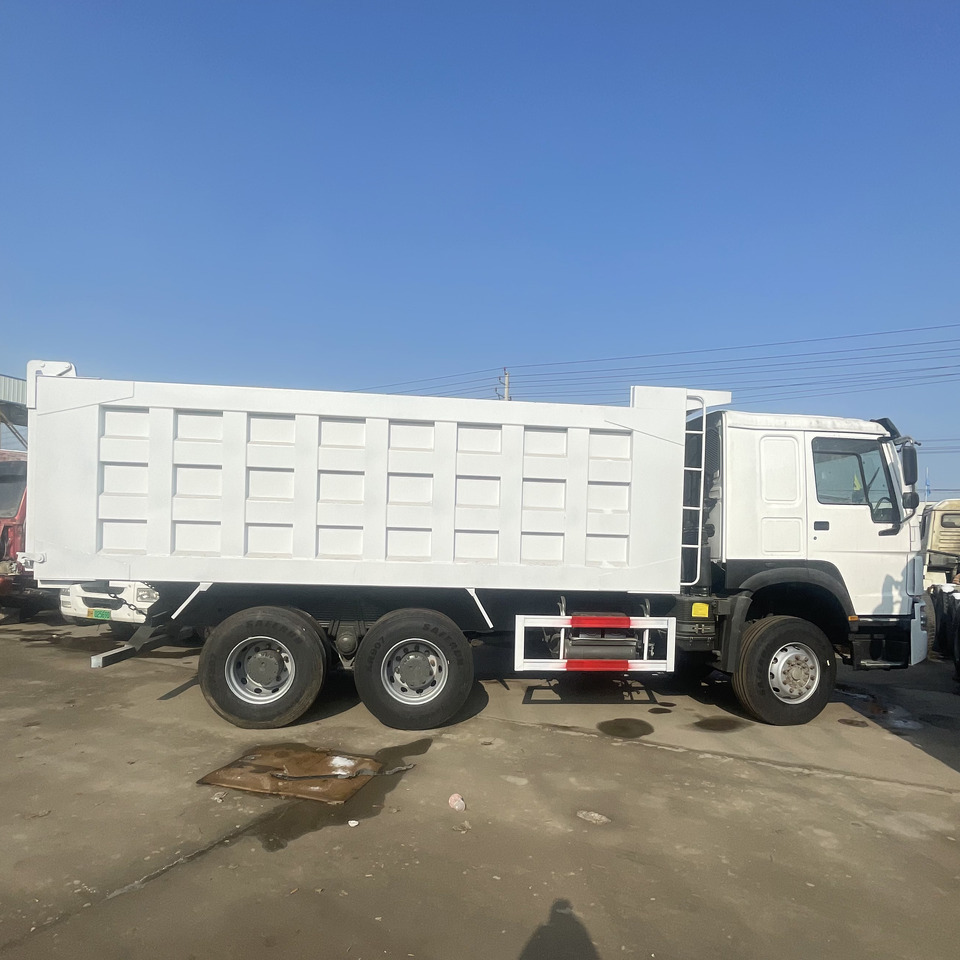 HOWO 6*4 DUMP TRUCK - Tipvogn lastbil: billede 3 HOWO 6*4 DUMP TRUCK - Tipvogn lastbil: billede 3