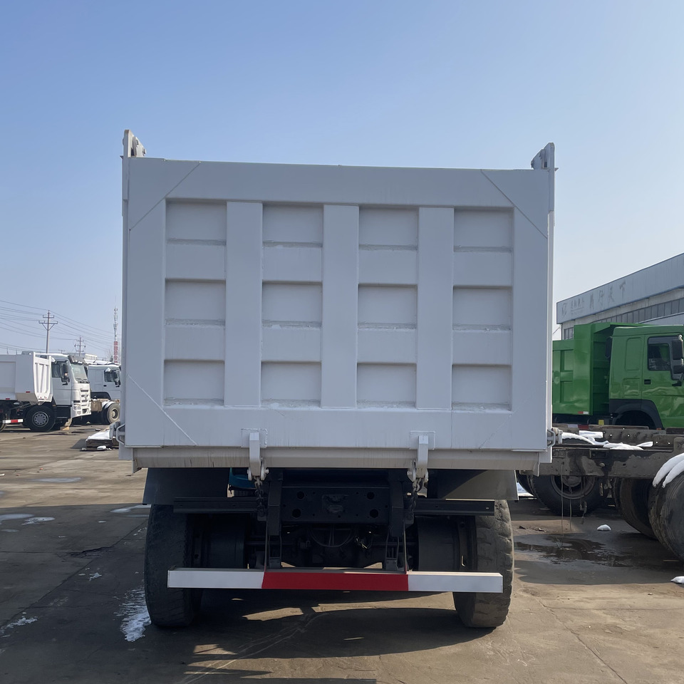 HOWO 6*4 DUMP TRUCK - Tipvogn lastbil: billede 5 HOWO 6*4 DUMP TRUCK - Tipvogn lastbil: billede 5