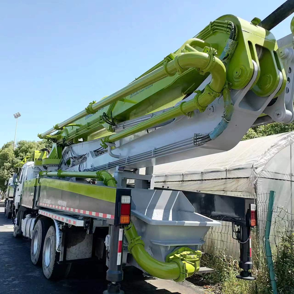 ISUZU 47 meters,6×4 - Betonbil med pumpe: billede 1 ISUZU 47 meters,6×4 - Betonbil med pumpe: billede 1