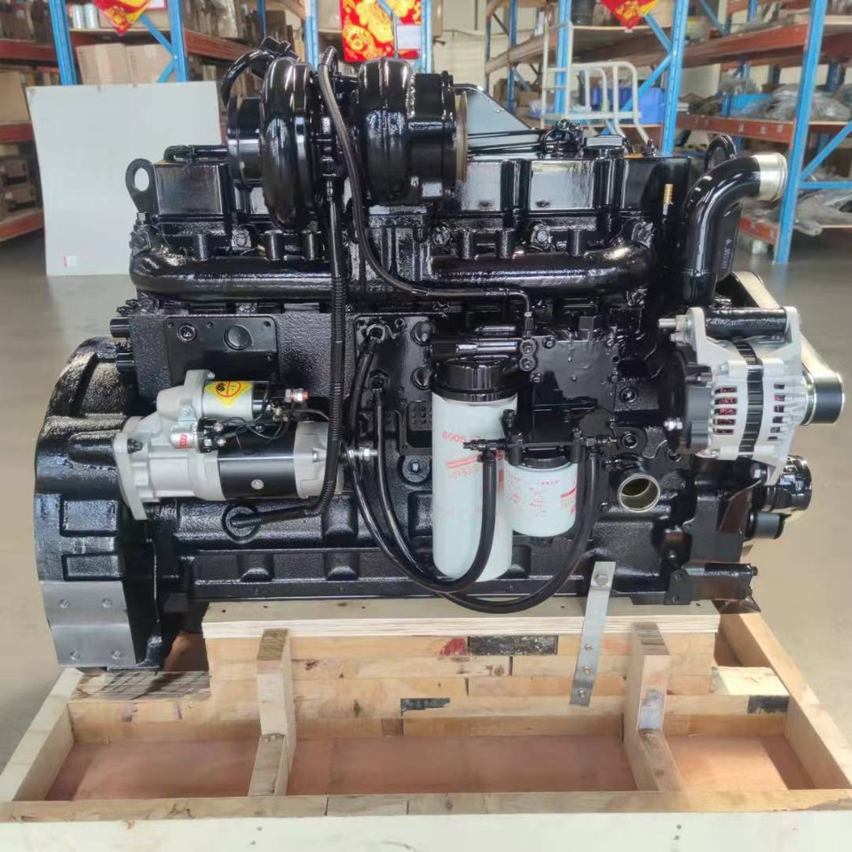 KOMATSU 6D107 - Motor for Gravemaskine: billede 2 KOMATSU 6D107 - Motor for Gravemaskine: billede 2