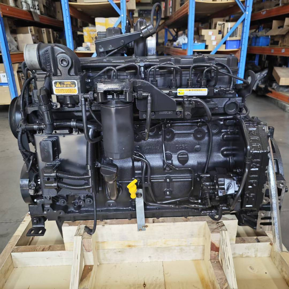 KOMATSU 6D107 - Motor for Gravemaskine: billede 1 KOMATSU 6D107 - Motor for Gravemaskine: billede 1