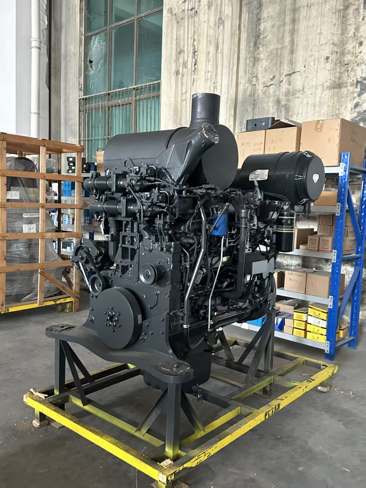 KOMATSU 6D140E-5 - Motor for Gravemaskine: billede 3 KOMATSU 6D140E-5 - Motor for Gravemaskine: billede 3