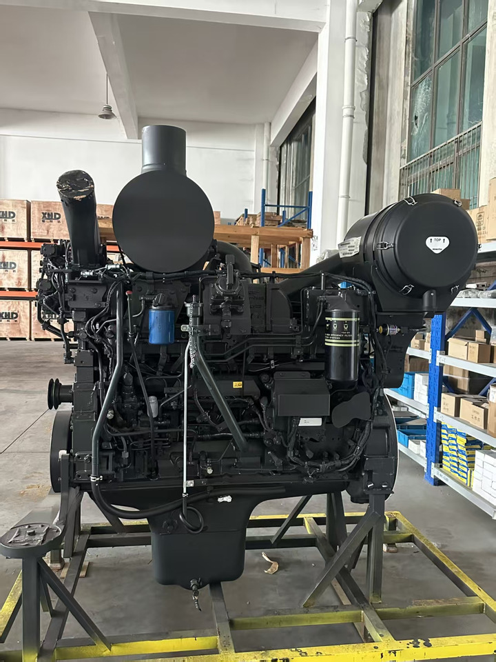 KOMATSU 6D140E-5 - Motor for Gravemaskine: billede 2 KOMATSU 6D140E-5 - Motor for Gravemaskine: billede 2