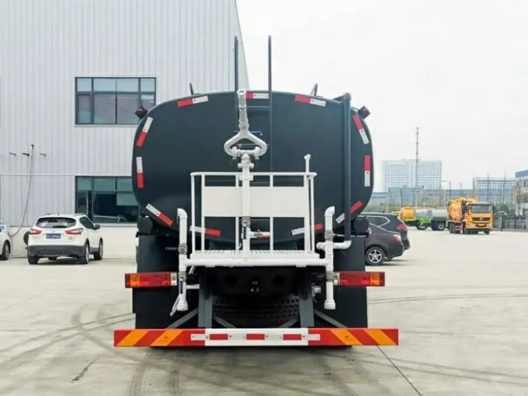 SHACMAN SHACMAN H3000 20 cubic meters tanker - Tankbil: billede 5 SHACMAN SHACMAN H3000 20 cubic meters tanker - Tankbil: billede 5