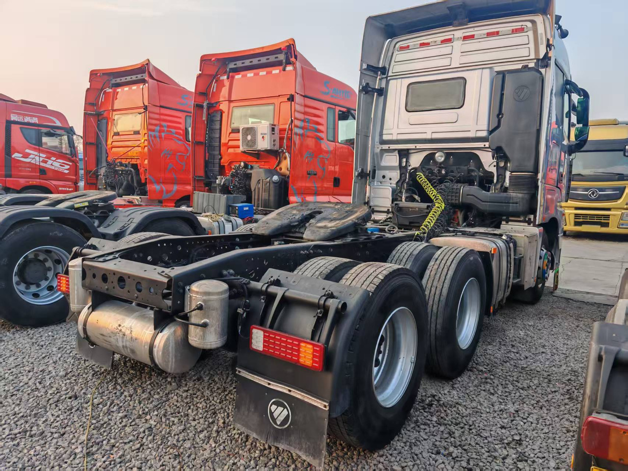 Trækker AUMAN 560HP: billede 6 Trækker AUMAN 560HP: billede 6