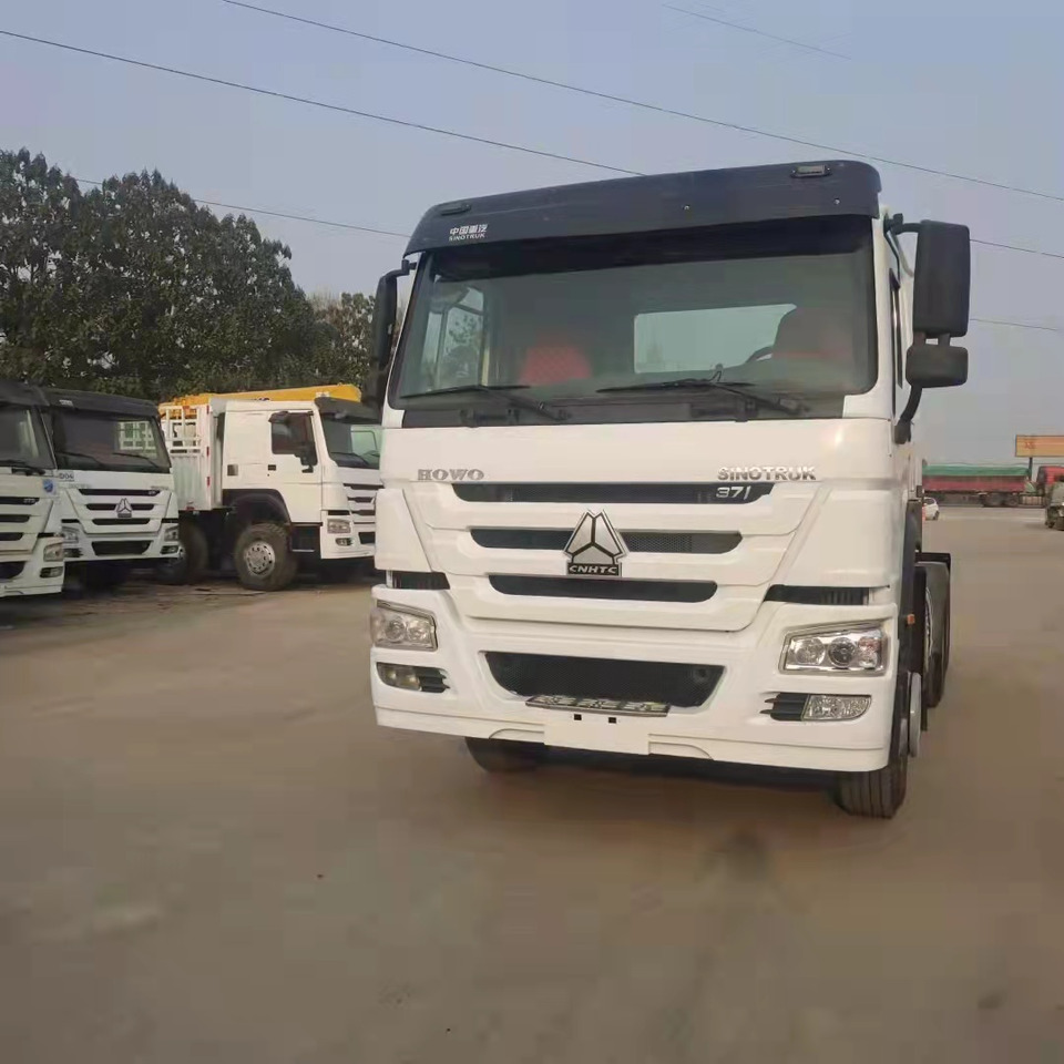 SINOTRUK HOWO 371,6×4 - Trækker: billede 2 SINOTRUK HOWO 371,6×4 - Trækker: billede 2
