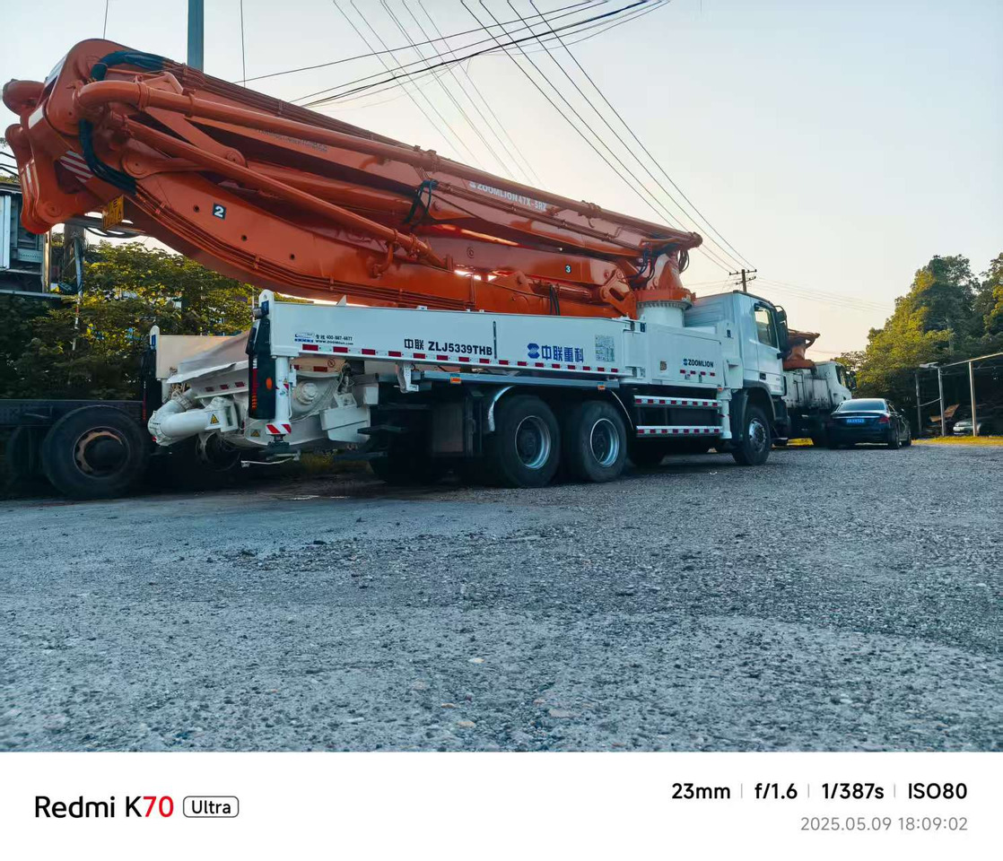 Zoomlion/Benz Benz Actros 3341 chassis,Zoomlion 47 meters - Betonbil med pumpe: billede 2 Zoomlion/Benz Benz Actros 3341 chassis,Zoomlion 47 meters - Betonbil med pumpe: billede 2