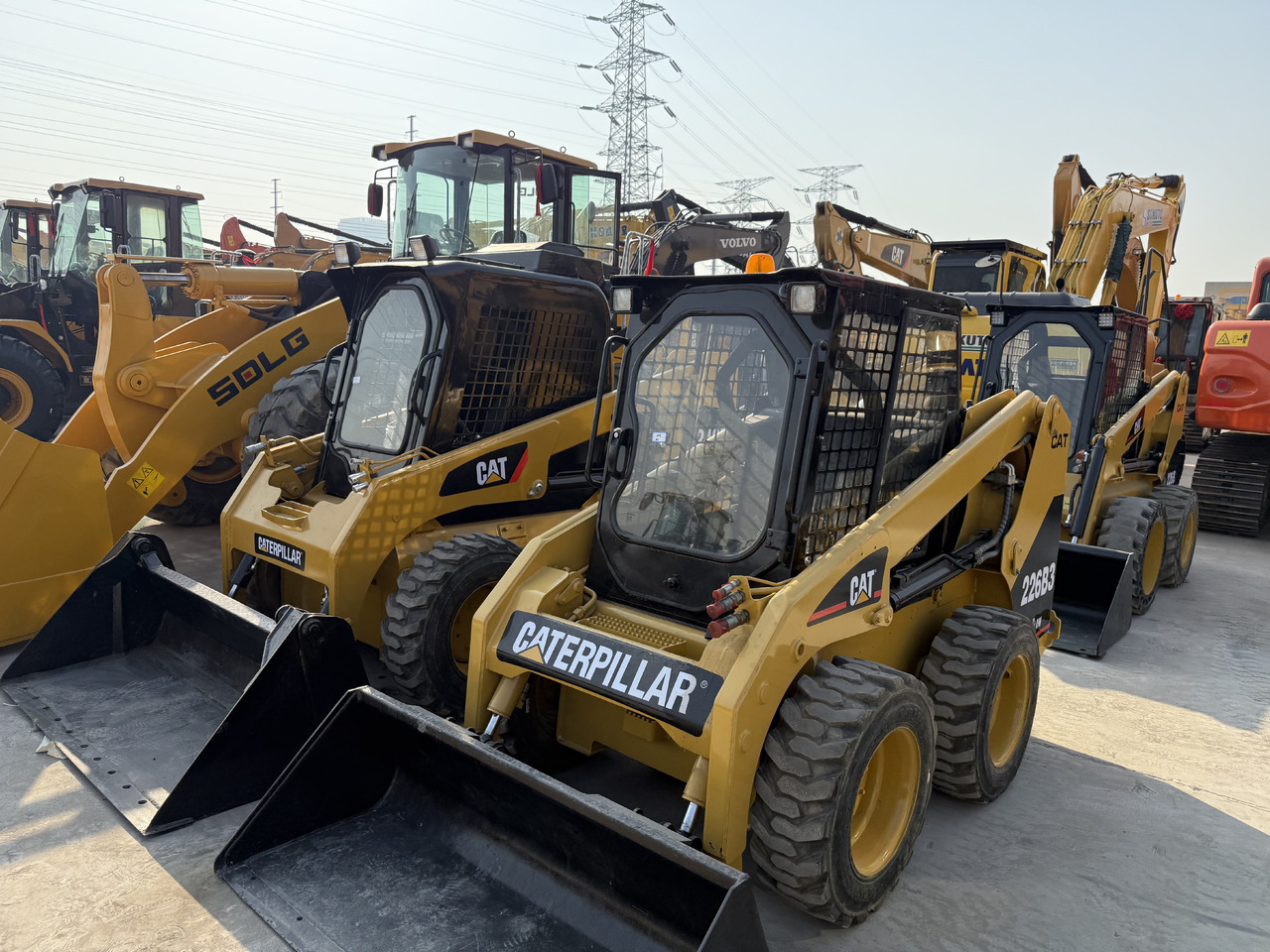 CATERPILLAR Used Mini Small CAT226B Skid Steer Loader in Stock with Best Review for Sale - Skridstyret minilæsser: billede 2 CATERPILLAR Used Mini Small CAT226B Skid Steer Loader in Stock with Best Review for Sale - Skridstyret minilæsser: billede 2