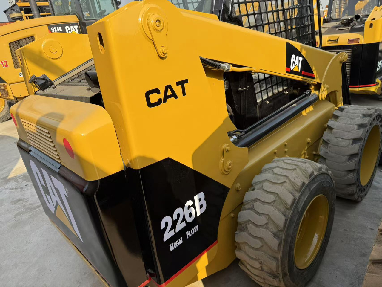 CATERPILLAR Used Mini Small CAT226B Skid Steer Loader in Stock with Best Review for Sale - Skridstyret minilæsser: billede 3 CATERPILLAR Used Mini Small CAT226B Skid Steer Loader in Stock with Best Review for Sale - Skridstyret minilæsser: billede 3