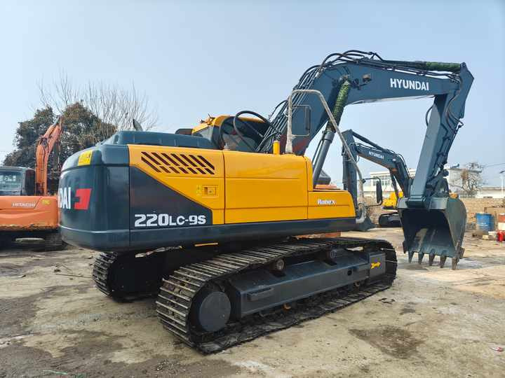 Hyundai 220LC-9S Used Excavator for Mining & Construction | Price Negotiable, Global Shipping - Bæltegravemaskine: billede 3 Hyundai 220LC-9S Used Excavator for Mining & Construction | Price Negotiable, Global Shipping - Bæltegravemaskine: billede 3