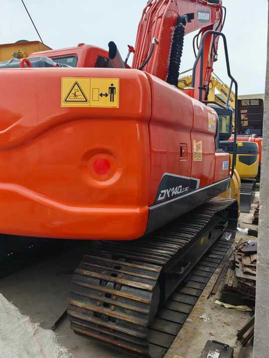 Used Digger DOOSAN DX140 Construction Machinery Construction Digger Used DOOSAN DX140 Cheap Excavator - Bæltegravemaskine: billede 3 Used Digger DOOSAN DX140 Construction Machinery Construction Digger Used DOOSAN DX140 Cheap Excavator - Bæltegravemaskine: billede 3