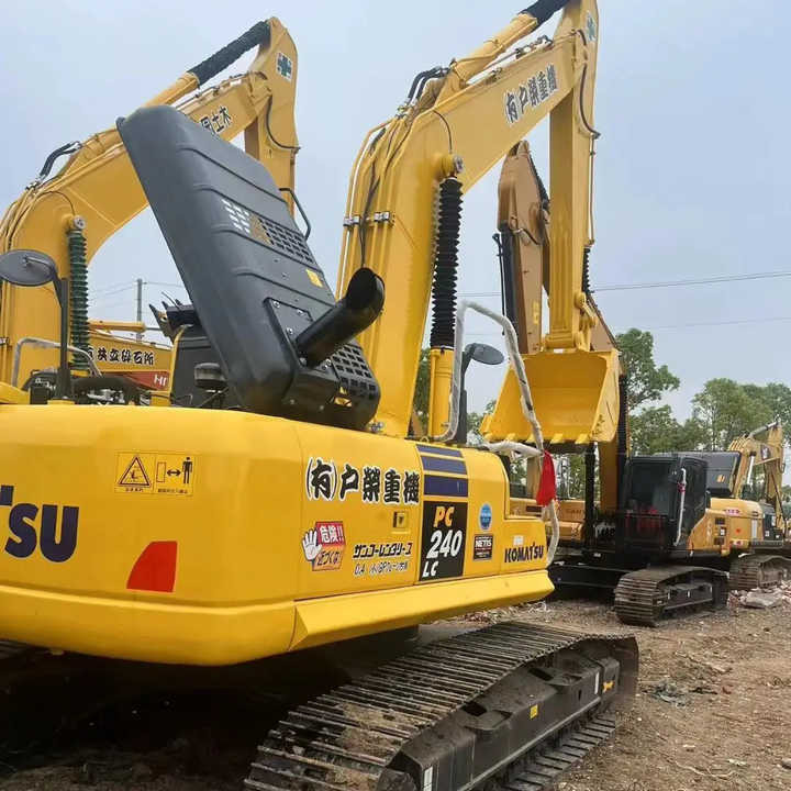 Used Good Quality Japan Original PC240-8 in Good Condition PC240-8 Komatsu - Bæltegravemaskine: billede 1 Used Good Quality Japan Original PC240-8 in Good Condition PC240-8 Komatsu - Bæltegravemaskine: billede 1