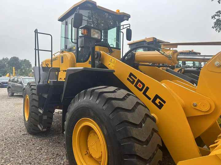 Used Road Construction Equipment SDLG LG956L Wheel Loader Second Hand SDLG 936 LG 953 LG958F 956L for Sale - Gummihjulslæsser: billede 2 Used Road Construction Equipment SDLG LG956L Wheel Loader Second Hand SDLG 936 LG 953 LG958F 956L for Sale - Gummihjulslæsser: billede 2
