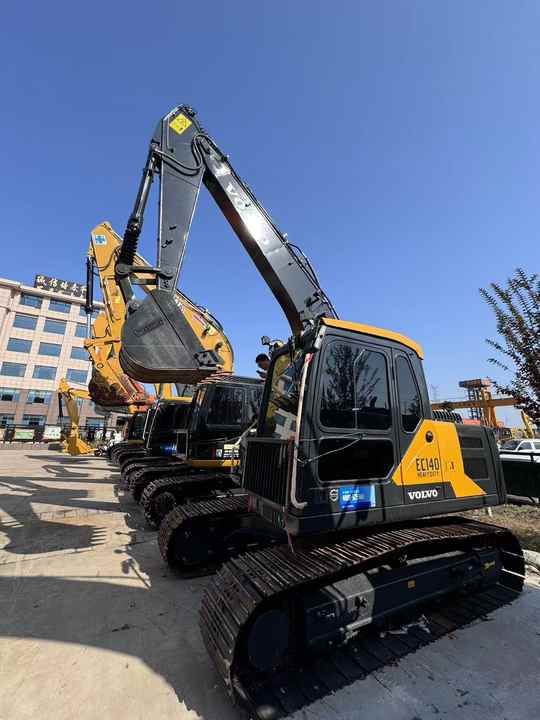 Used Volvo 14 Tonne Crawler Excavator Volvo Ec140 Excavator Good Condition Low Price Good Quality for Sale - Bæltegravemaskine: billede 4 Used Volvo 14 Tonne Crawler Excavator Volvo Ec140 Excavator Good Condition Low Price Good Quality for Sale - Bæltegravemaskine: billede 4