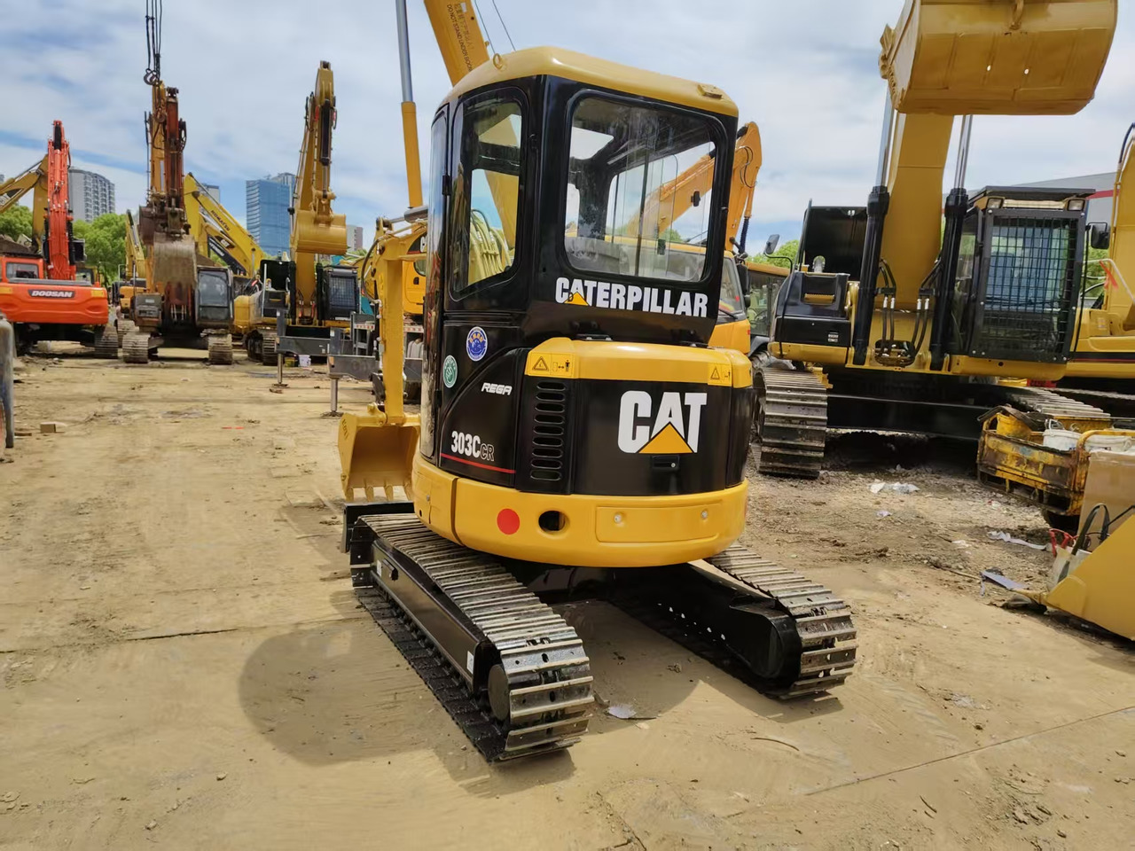 CATERPILLAR 303C - Minigravemaskine: billede 5 CATERPILLAR 303C - Minigravemaskine: billede 5