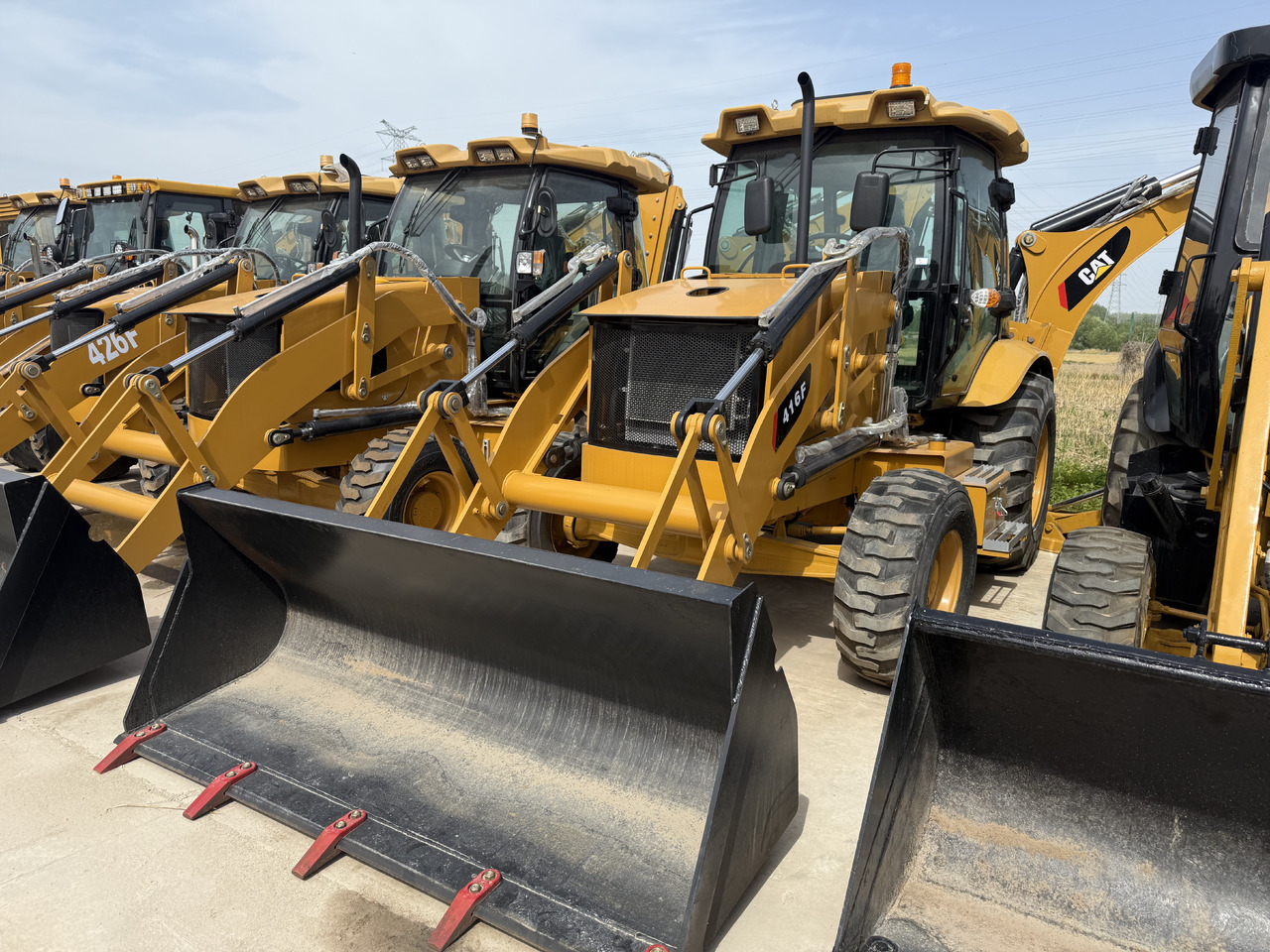 CATERPILLAR 416F - Gravelæssemaskine: billede 1 CATERPILLAR 416F - Gravelæssemaskine: billede 1