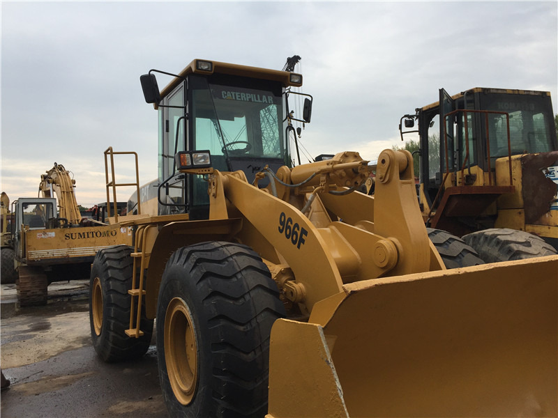 CATERPILLAR 966F - Gummihjulslæsser: billede 3 CATERPILLAR 966F - Gummihjulslæsser: billede 3