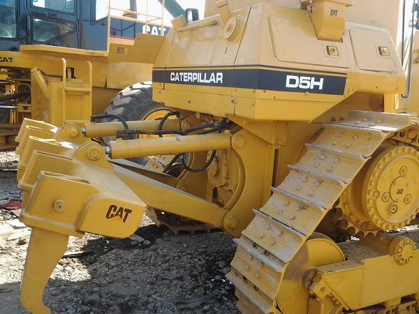 CATERPILLAR D5H - Bulldozer: billede 5 CATERPILLAR D5H - Bulldozer: billede 5