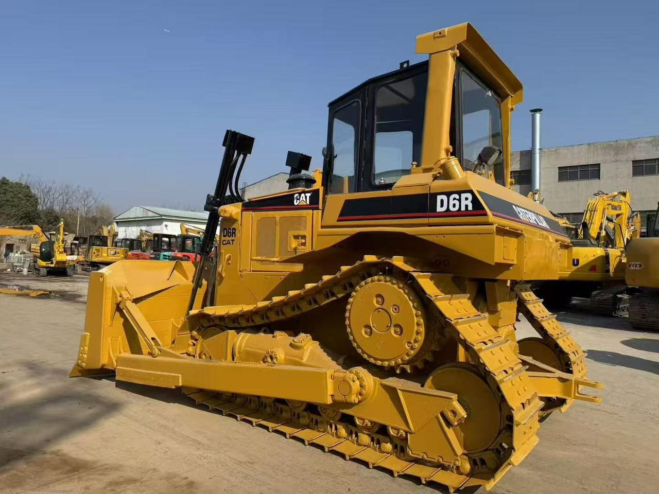 CATERPILLAR D6R - Bulldozer: billede 2 CATERPILLAR D6R - Bulldozer: billede 2