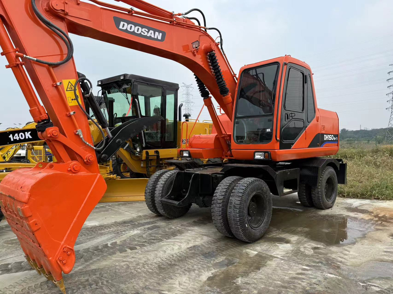 DOOSAN DH150W-7 - Hjulgravemaskine: billede 1 DOOSAN DH150W-7 - Hjulgravemaskine: billede 1