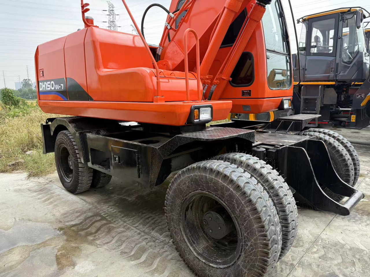 DOOSAN DH150W-7 - Hjulgravemaskine: billede 4 DOOSAN DH150W-7 - Hjulgravemaskine: billede 4