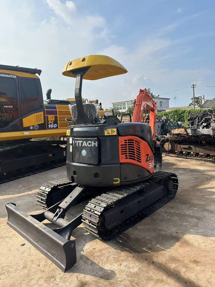 HITACHI ZX30 - Bæltegravemaskine: billede 2 HITACHI ZX30 - Bæltegravemaskine: billede 2