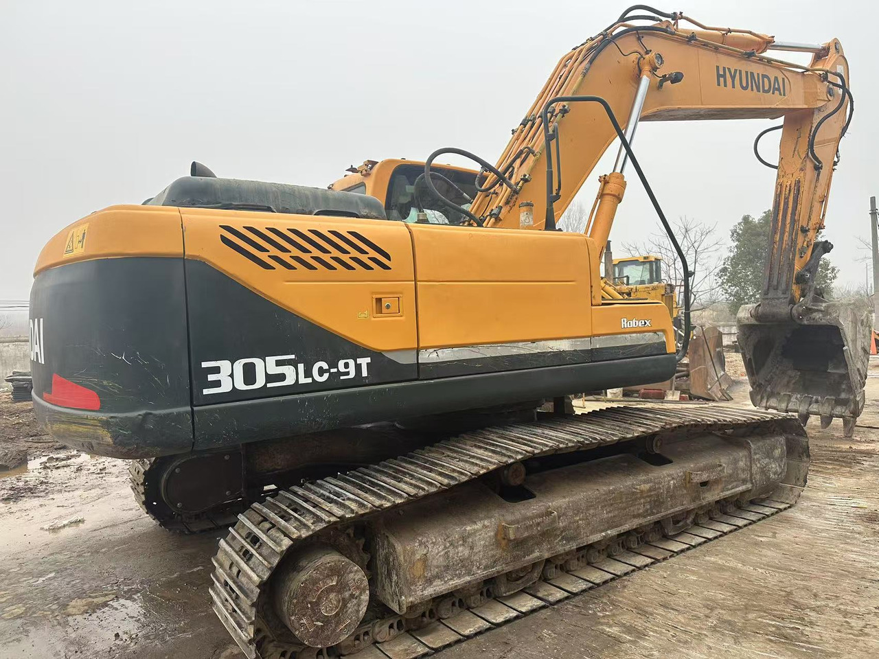 HYUNDAI R305LC-9T - Bæltegravemaskine: billede 1 HYUNDAI R305LC-9T - Bæltegravemaskine: billede 1