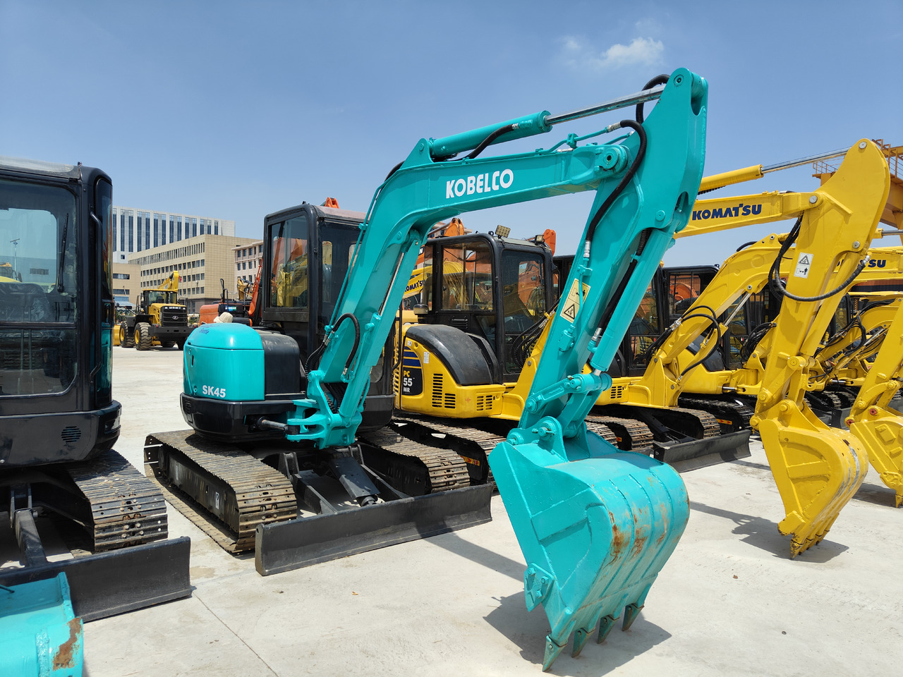 KOBELCO SK45 - Minigravemaskine: billede 2 KOBELCO SK45 - Minigravemaskine: billede 2