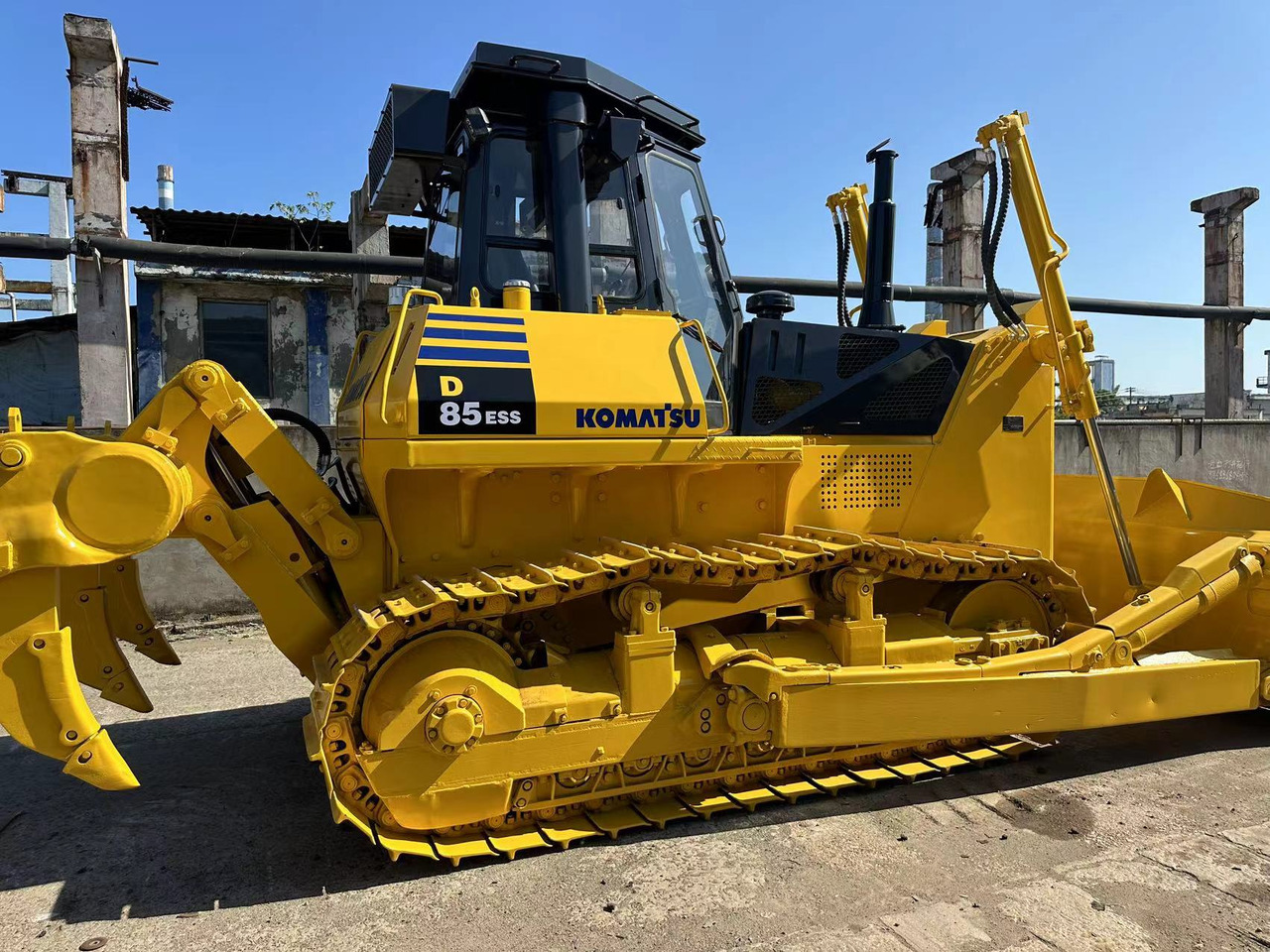 KOMATSU D85ESS - Bulldozer: billede 1 KOMATSU D85ESS - Bulldozer: billede 1