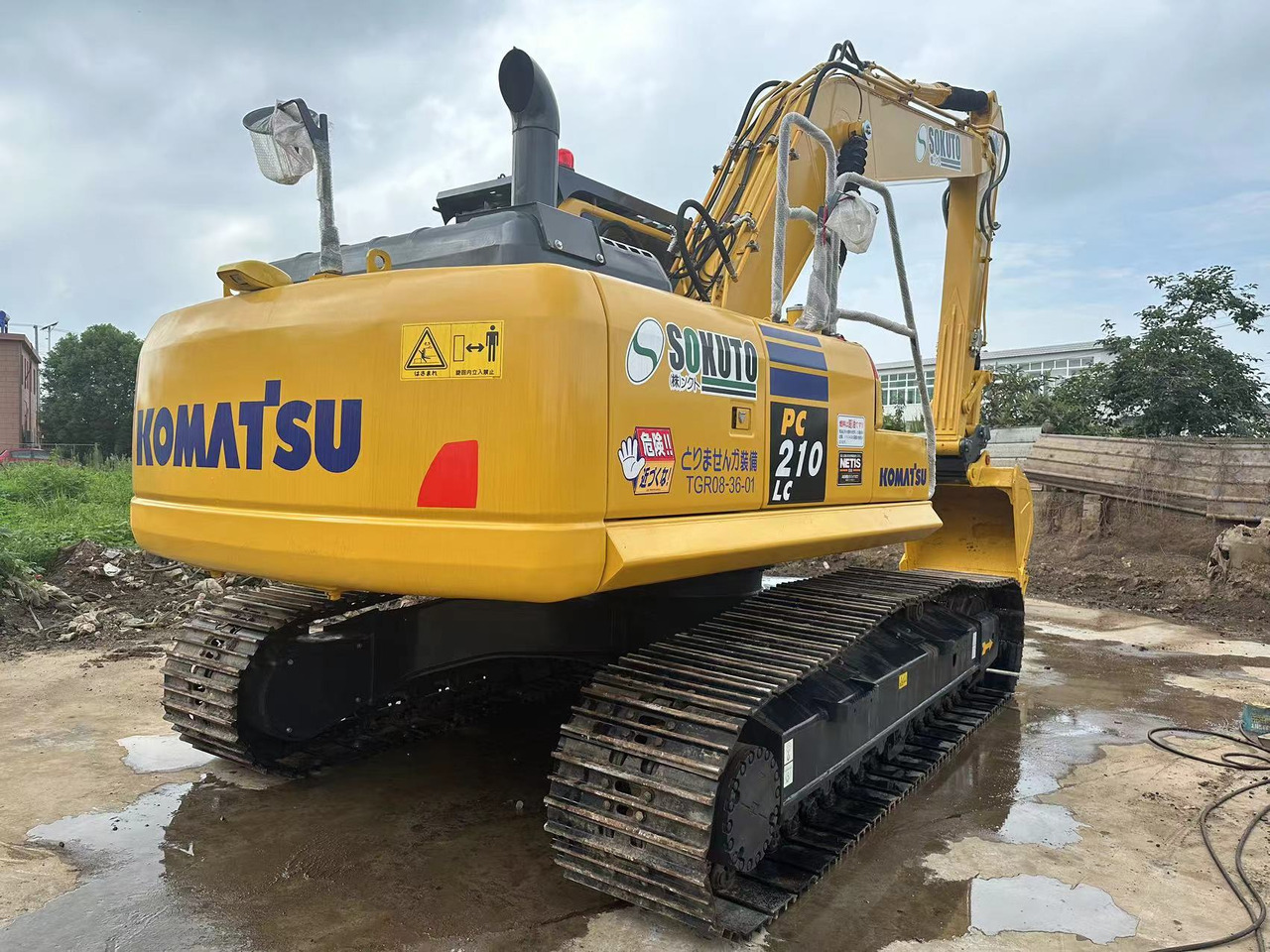 KOMATSU PC210-8 - Bæltegravemaskine: billede 2 KOMATSU PC210-8 - Bæltegravemaskine: billede 2