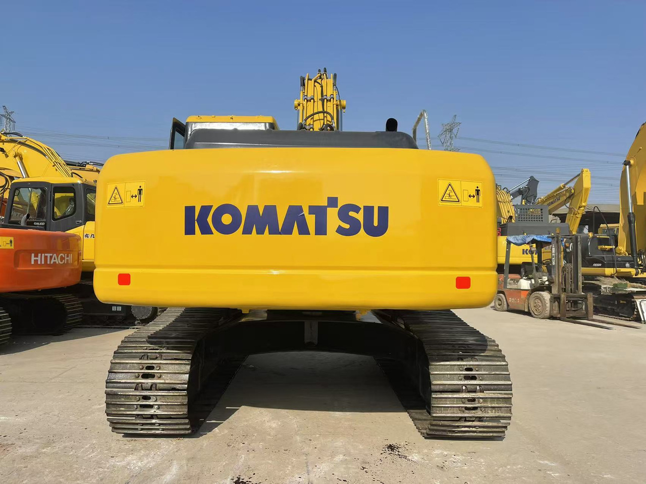 KOMATSU PC220-7 - Bæltegravemaskine: billede 3 KOMATSU PC220-7 - Bæltegravemaskine: billede 3