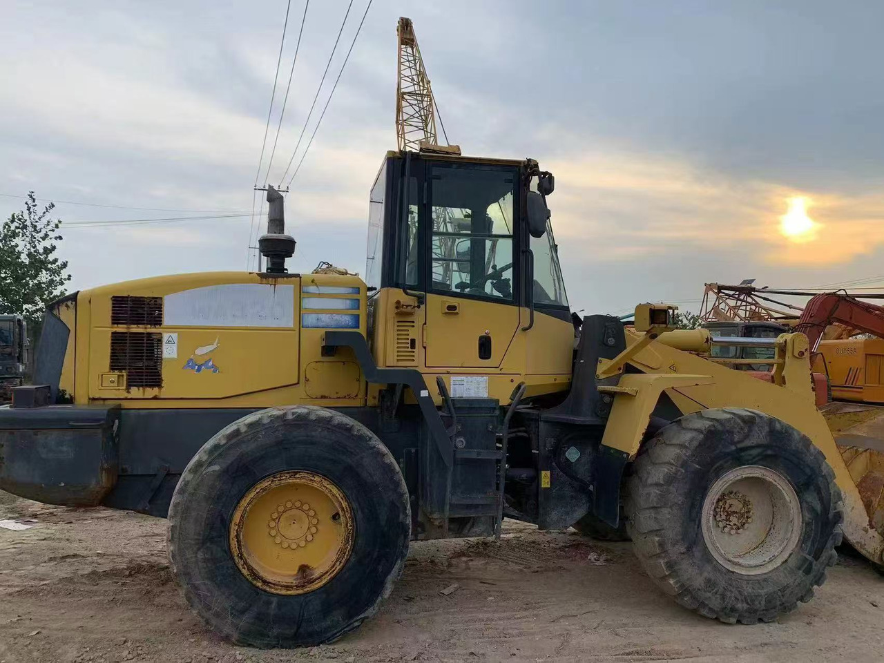 KOMATSU WA320-5 - Gummihjulslæsser: billede 2 KOMATSU WA320-5 - Gummihjulslæsser: billede 2