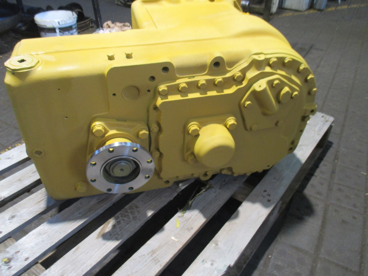 Clark Hurth R32000 - Gearkasse: billede 4 Clark Hurth R32000 - Gearkasse: billede 4