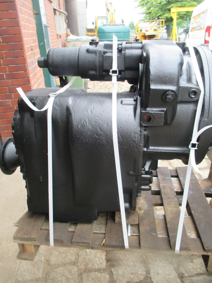 Skrzynia biegów Clark Hurth - Gearkasse for Entreprenørmaskin: billede 1 Skrzynia biegów Clark Hurth - Gearkasse for Entreprenørmaskin: billede 1