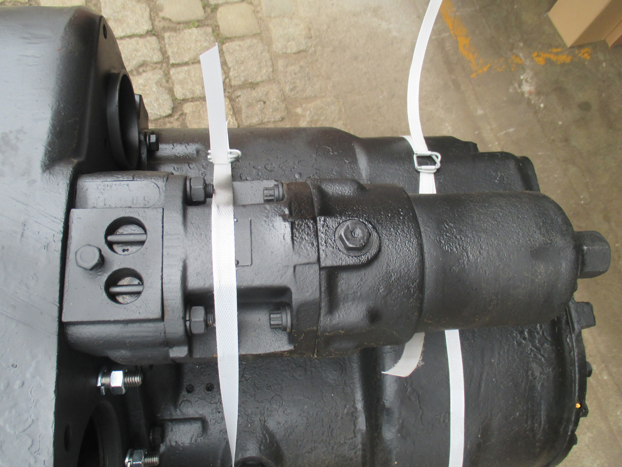 Skrzynia biegów Clark Hurth - Gearkasse for Entreprenørmaskin: billede 4 Skrzynia biegów Clark Hurth - Gearkasse for Entreprenørmaskin: billede 4