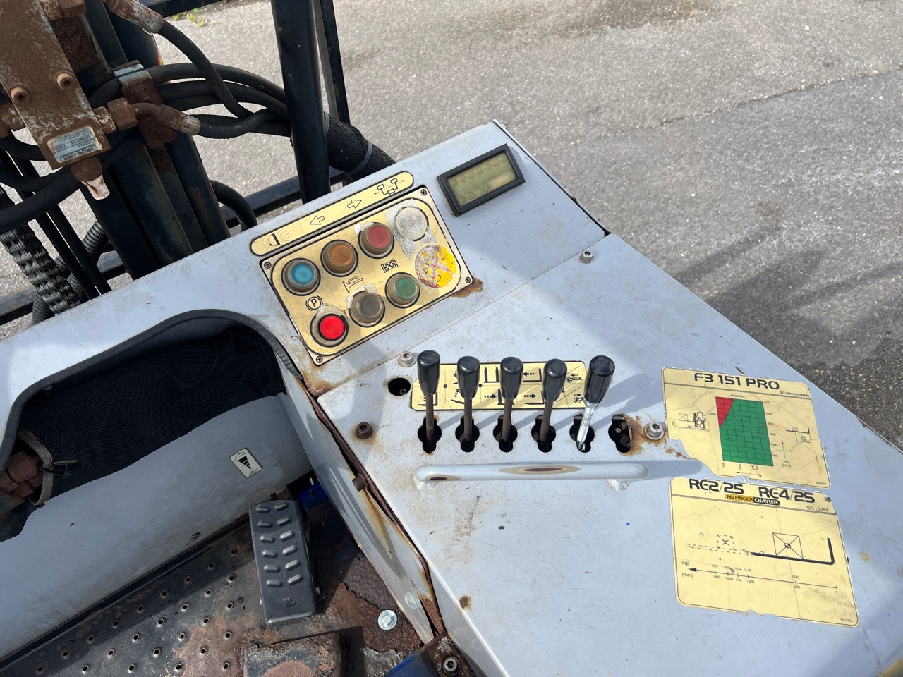 PALFINGER CRAYLER PALFINGER CRAYLER F3 151 - Medbringertruck: billede 3 PALFINGER CRAYLER PALFINGER CRAYLER F3 151 - Medbringertruck: billede 3