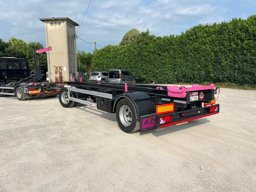 ATLAS RIMORCHIO ATLAS SCARRABILE - Kroghejsvogn/ Skip loader anhænger: billede 1 ATLAS RIMORCHIO ATLAS SCARRABILE - Kroghejsvogn/ Skip loader anhænger: billede 1