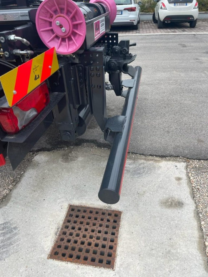 BARRA OMOLOGATA - Karosseri og udvendig for Lastbil: billede 2 BARRA OMOLOGATA - Karosseri og udvendig for Lastbil: billede 2