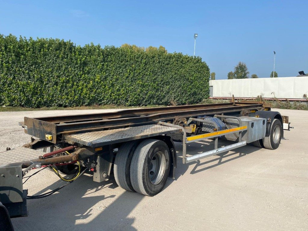 CARDI RIMORCHIO CARDI SCARRABILE PNEUMATICO - Kroghejsvogn/ Skip loader anhænger: billede 3 CARDI RIMORCHIO CARDI SCARRABILE PNEUMATICO - Kroghejsvogn/ Skip loader anhænger: billede 3