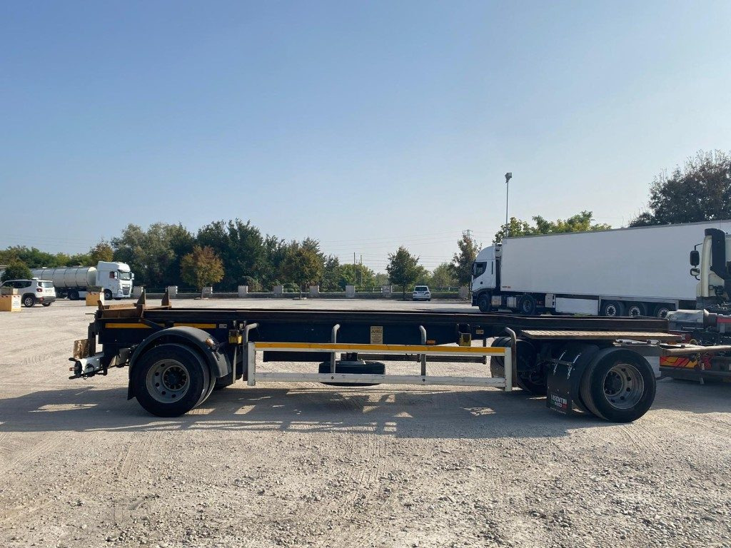 CARDI RIMORCHIO CARDI SCARRABILE PNEUMATICO - Kroghejsvogn/ Skip loader anhænger: billede 4 CARDI RIMORCHIO CARDI SCARRABILE PNEUMATICO - Kroghejsvogn/ Skip loader anhænger: billede 4