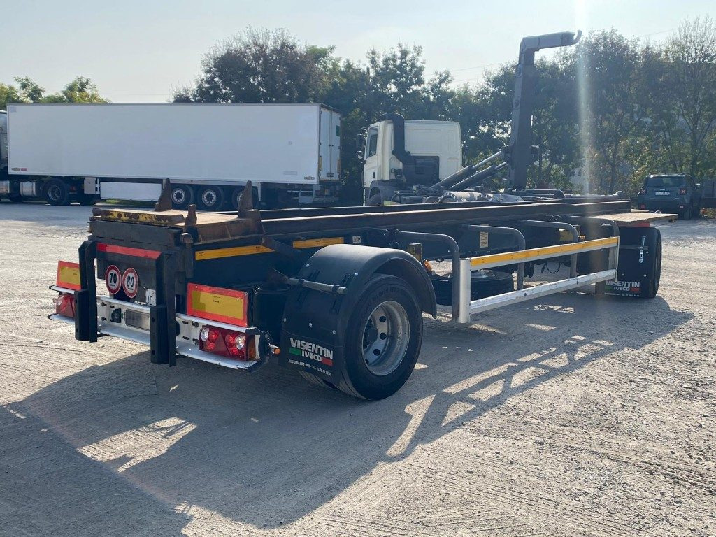 CARDI RIMORCHIO CARDI SCARRABILE PNEUMATICO - Kroghejsvogn/ Skip loader anhænger: billede 1 CARDI RIMORCHIO CARDI SCARRABILE PNEUMATICO - Kroghejsvogn/ Skip loader anhænger: billede 1