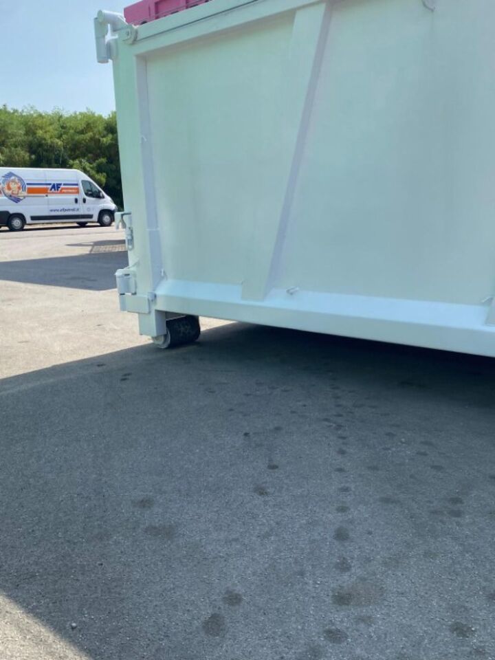 CONTAINER SCARRABILE NUOVO CON COPRI SCOPRI - Maxi container: billede 3 CONTAINER SCARRABILE NUOVO CON COPRI SCOPRI - Maxi container: billede 3
