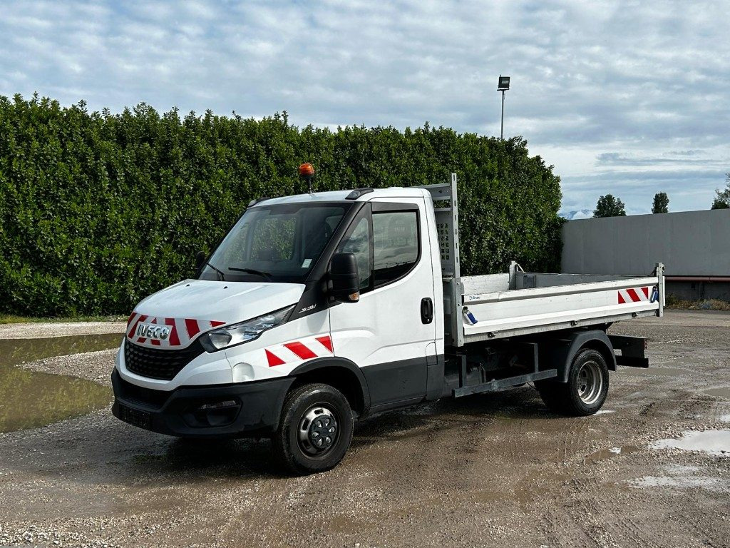 IVECO DAILY 35.140 RIBALTABILE - Ladbil med tip: billede 1 IVECO DAILY 35.140 RIBALTABILE - Ladbil med tip: billede 1