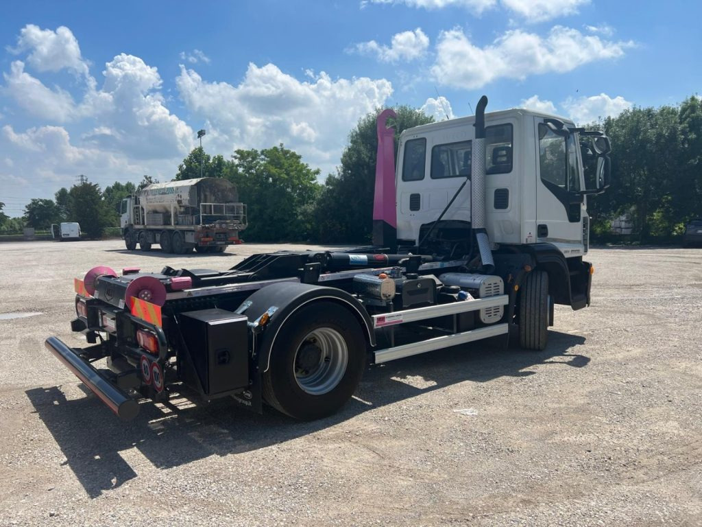 IVECO EUROCARGO 160E25 SCARRABILE - Lastbil kroghejs: billede 5 IVECO EUROCARGO 160E25 SCARRABILE - Lastbil kroghejs: billede 5