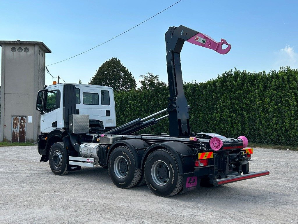 IVECO TRAKKER T-WAY AD380T NUOVO SCARRABILE - Lastbil kroghejs: billede 3 IVECO TRAKKER T-WAY AD380T NUOVO SCARRABILE - Lastbil kroghejs: billede 3