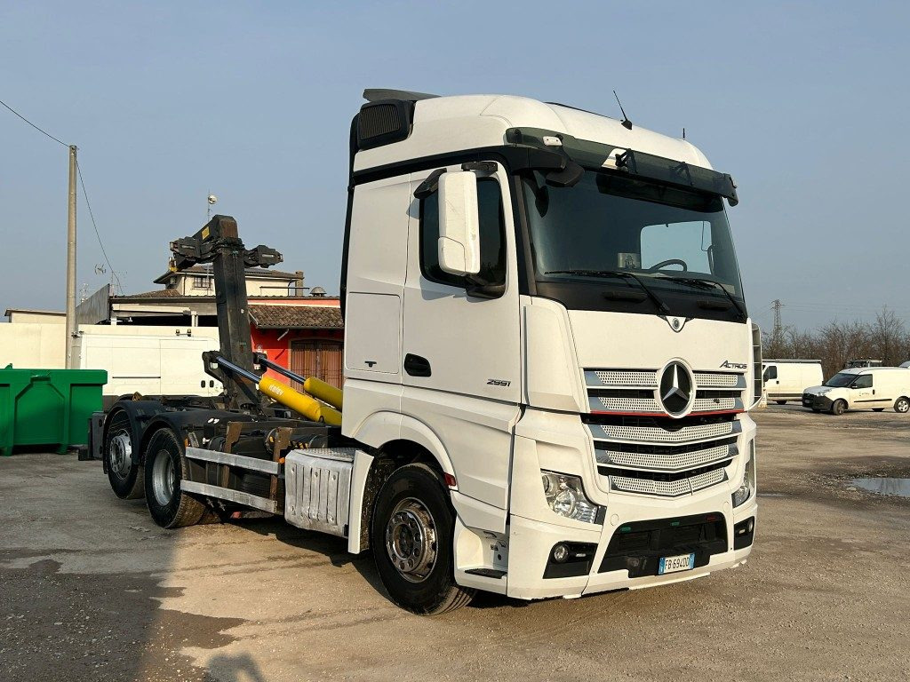 Leje en  MERCEDES ACTROS 25.51 SCARRABILE MERCEDES ACTROS 25.51 SCARRABILE: billede 10