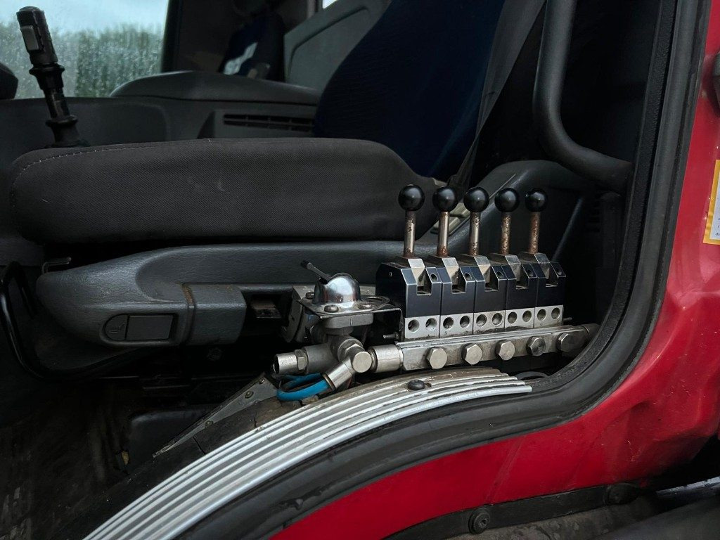 Lastbil kroghejs SCANIA CV P114 SCARRABILE 6X2: billede 7