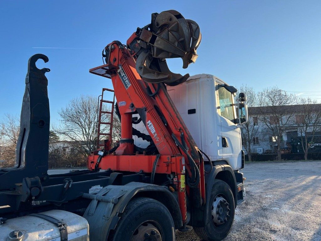 SCANIA CV R124 SCARRABILE CON GRU E POLIPO - Lastbil kroghejs: billede 5 SCANIA CV R124 SCARRABILE CON GRU E POLIPO - Lastbil kroghejs: billede 5