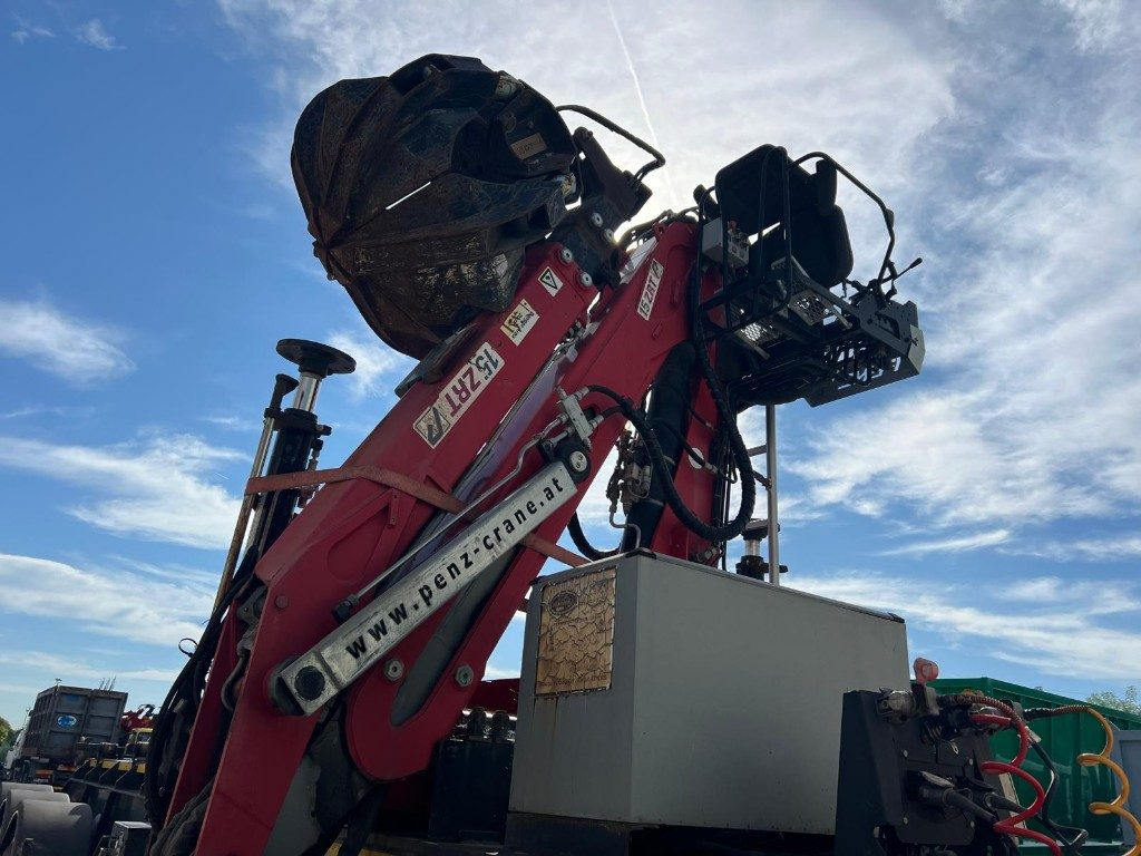 TECNOKAR SEMIRIMORCHIO TECNOKAR SCARRABILE CON GRU - Containerbil/ Veksellad sættevogn: billede 4 TECNOKAR SEMIRIMORCHIO TECNOKAR SCARRABILE CON GRU - Containerbil/ Veksellad sættevogn: billede 4